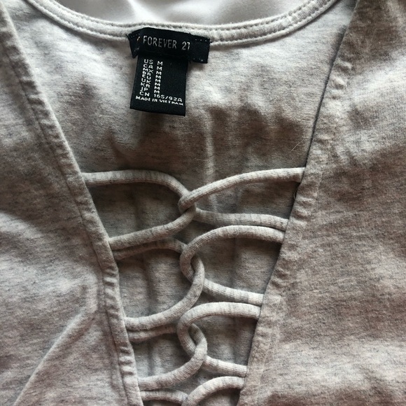 Forever 21 Busty Top - Picture 2 of 2
